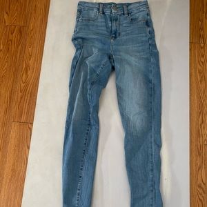 Light Wash Curvy Jeans